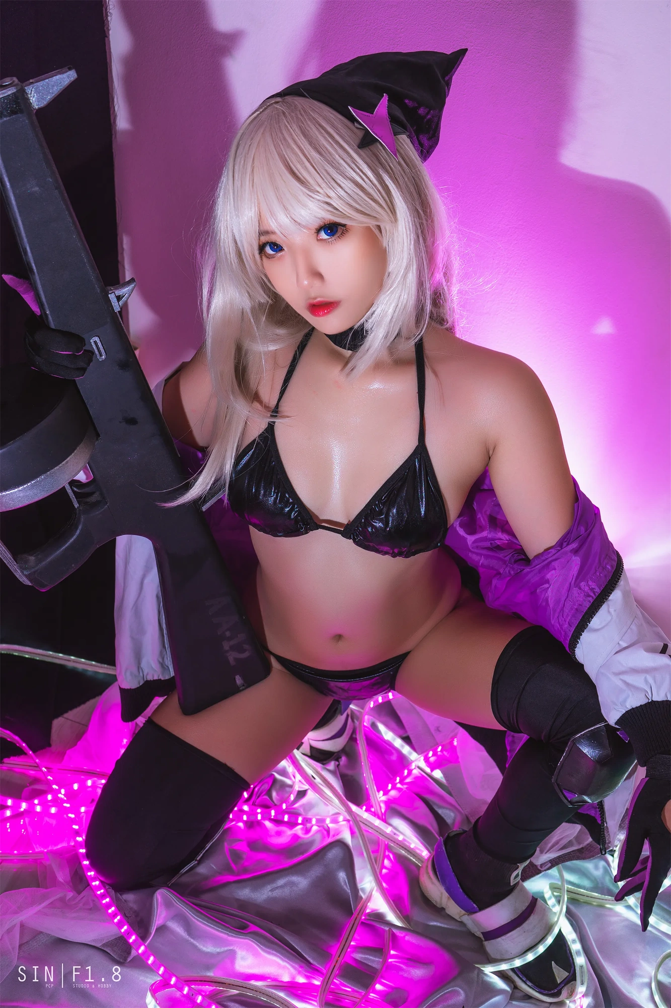 cos_Messie-Huang_NO.012-AA-1215