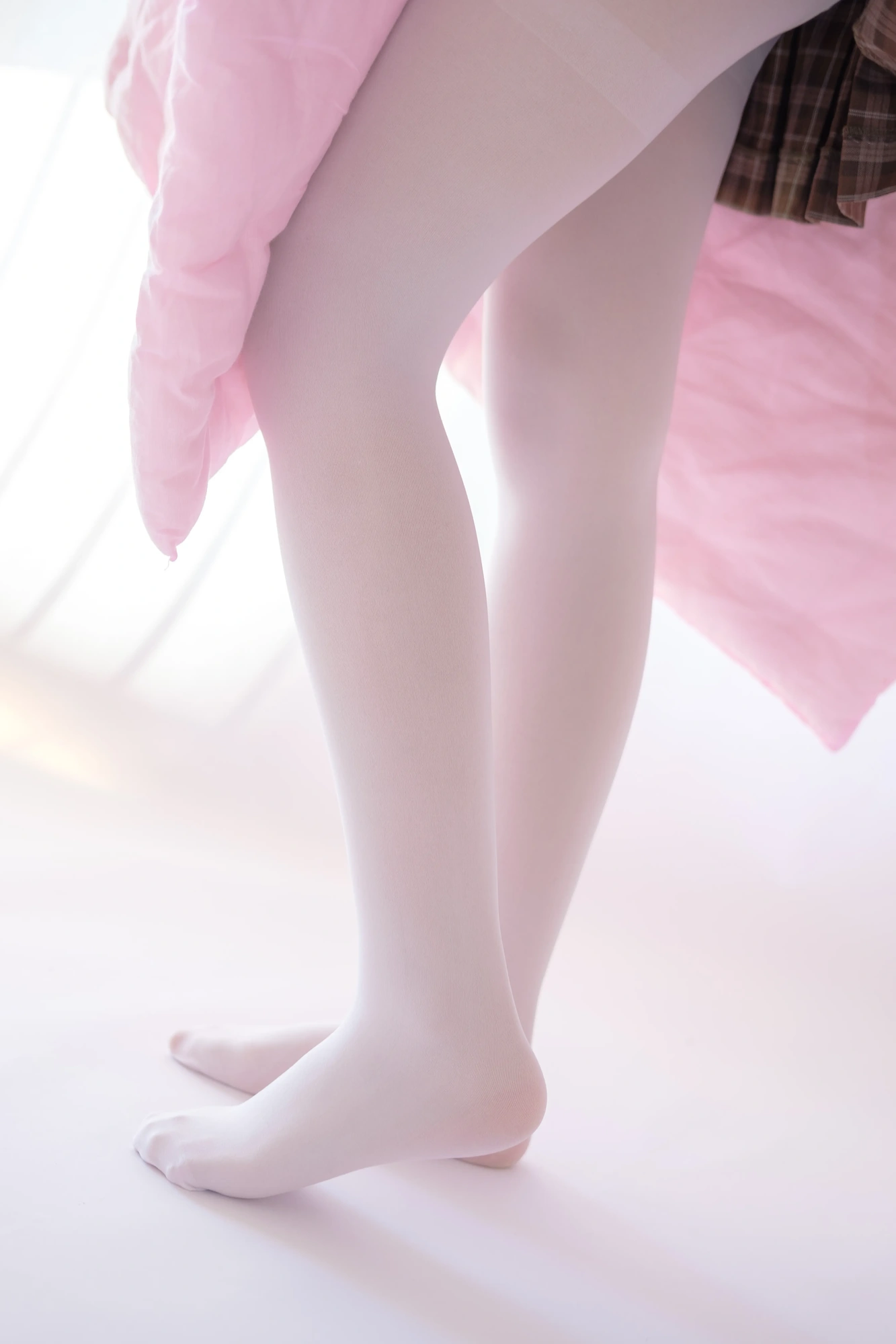 cos_森萝财团_X-011-白丝少女的午休时间-DSCF5624