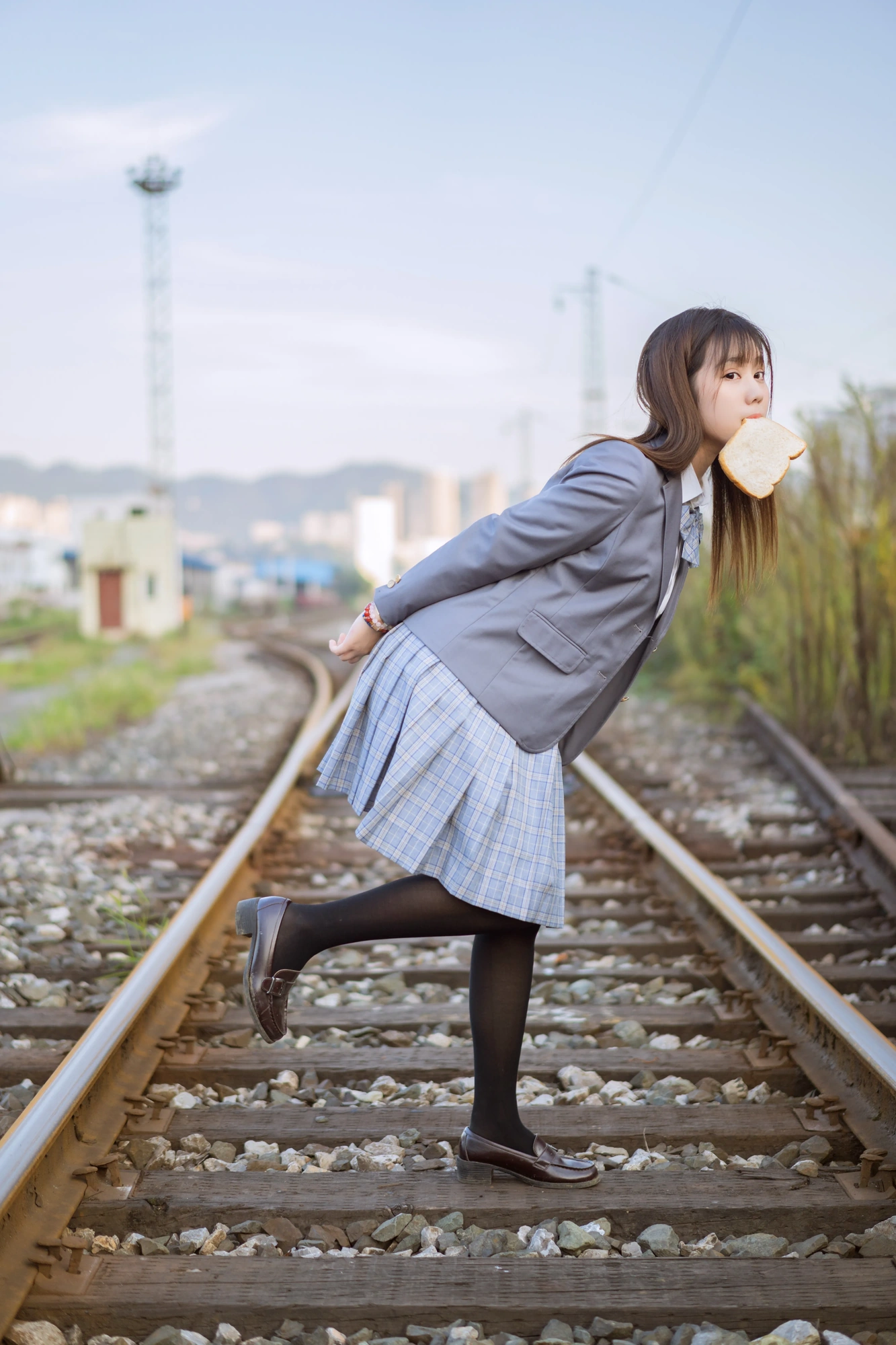 cos_镜酱_NO.014-私奔-制服-9039