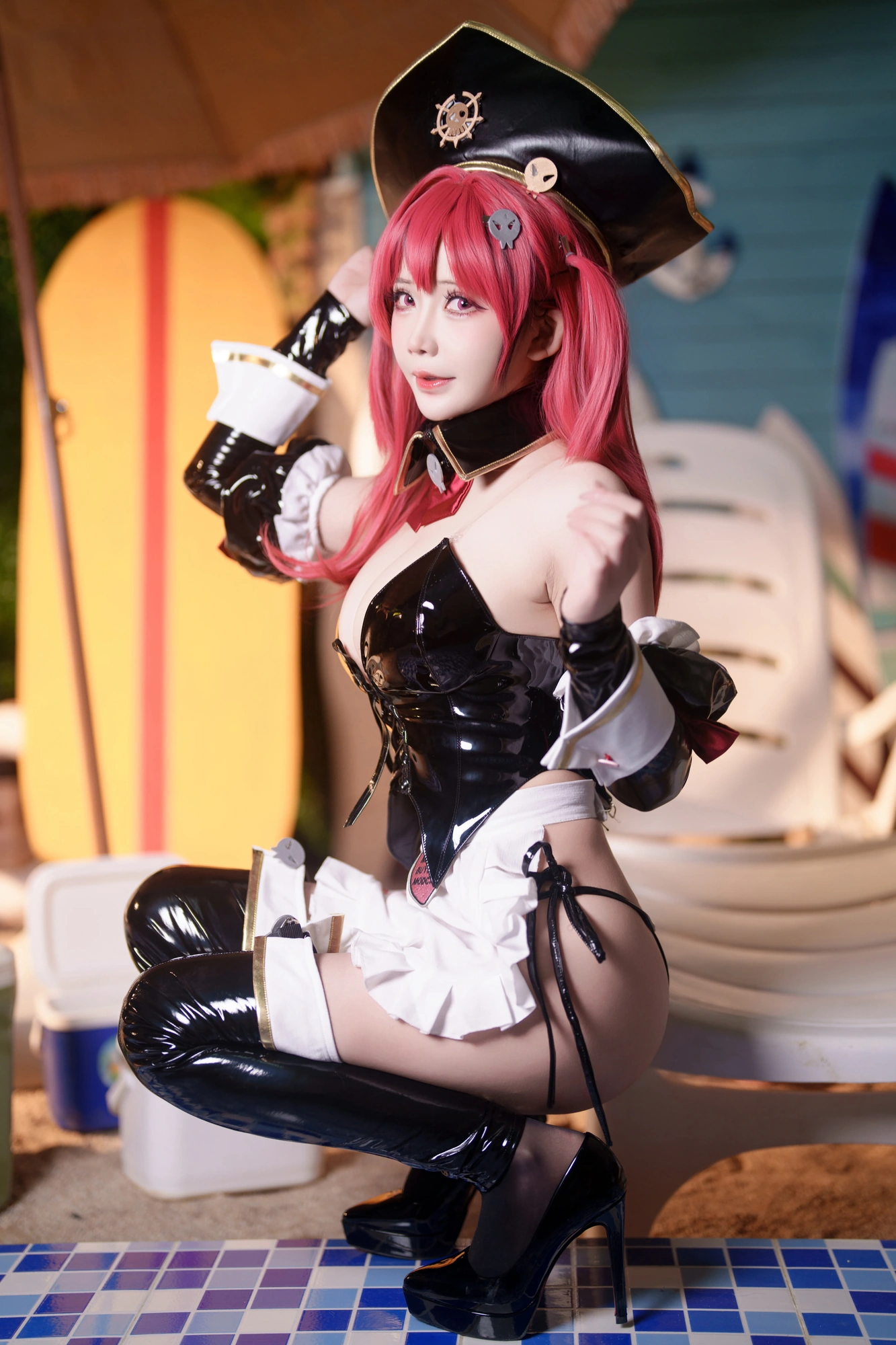 cos_抱走莫子aa_NO.070-Nikke胜利女神-米哈拉_赠品-马斯特012