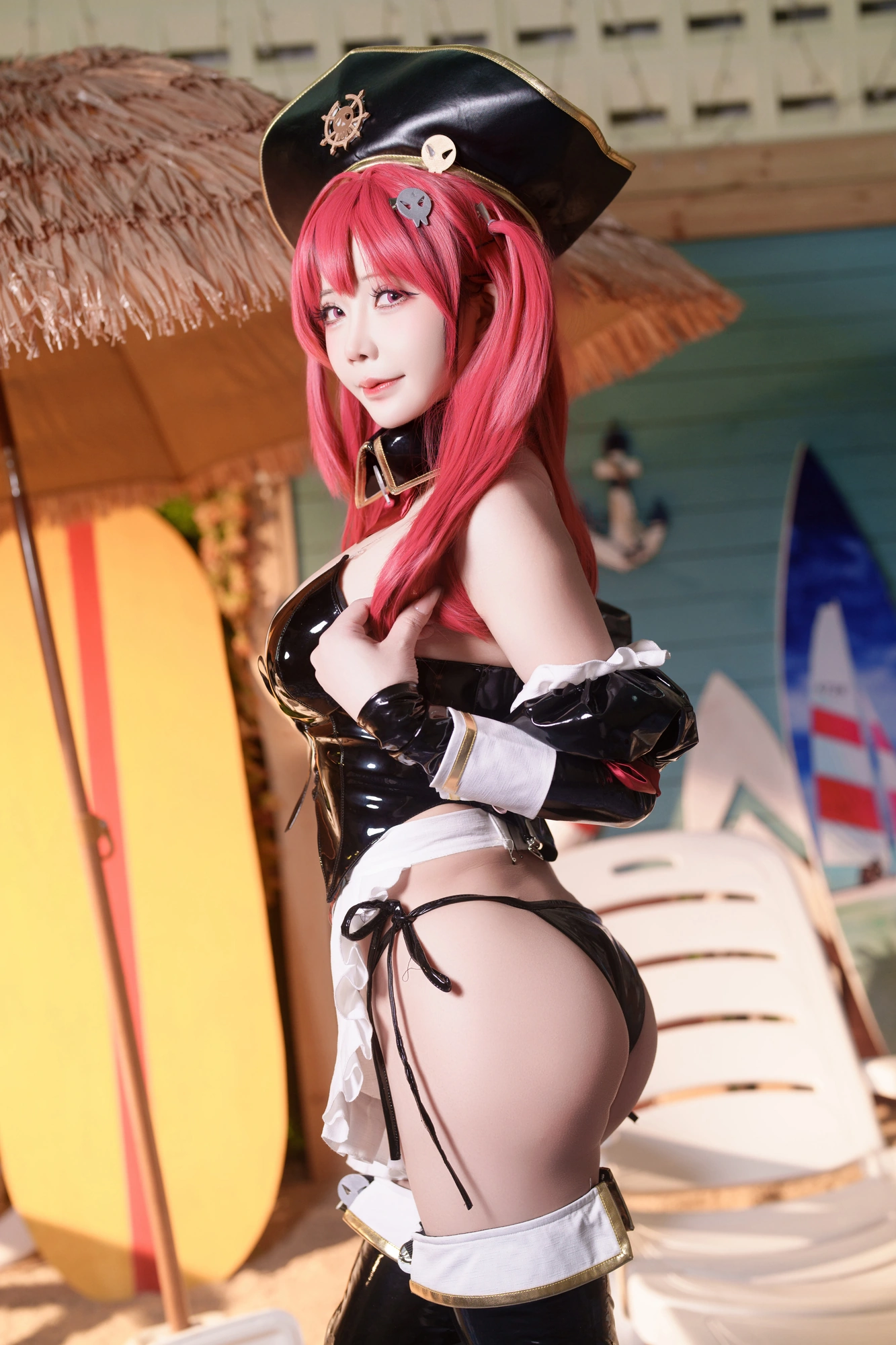 cos_抱走莫子aa_NO.070-Nikke胜利女神-米哈拉_赠品-马斯特014