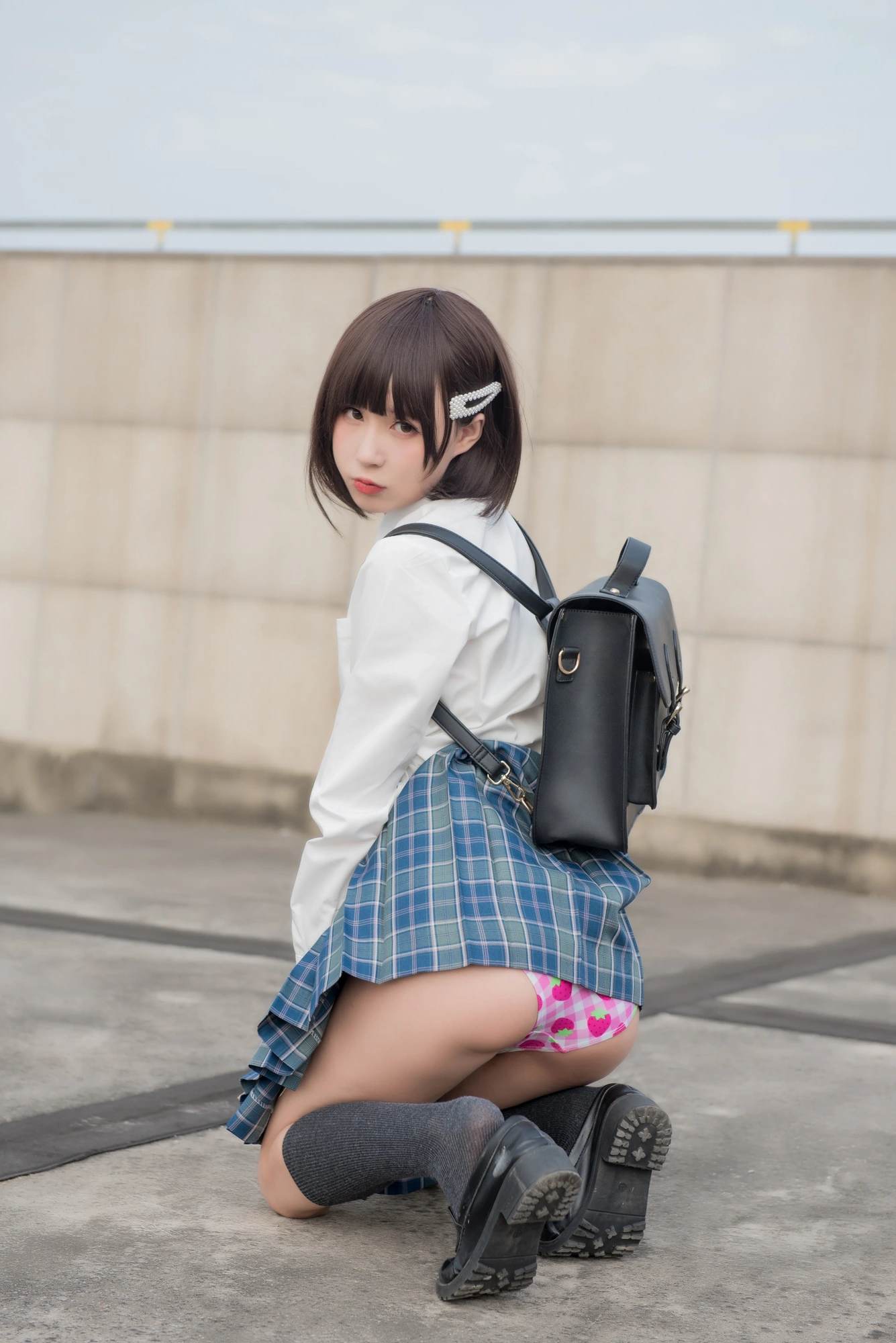 南鸽 – NO.001 少女裙底 [22P-147MB]_0006