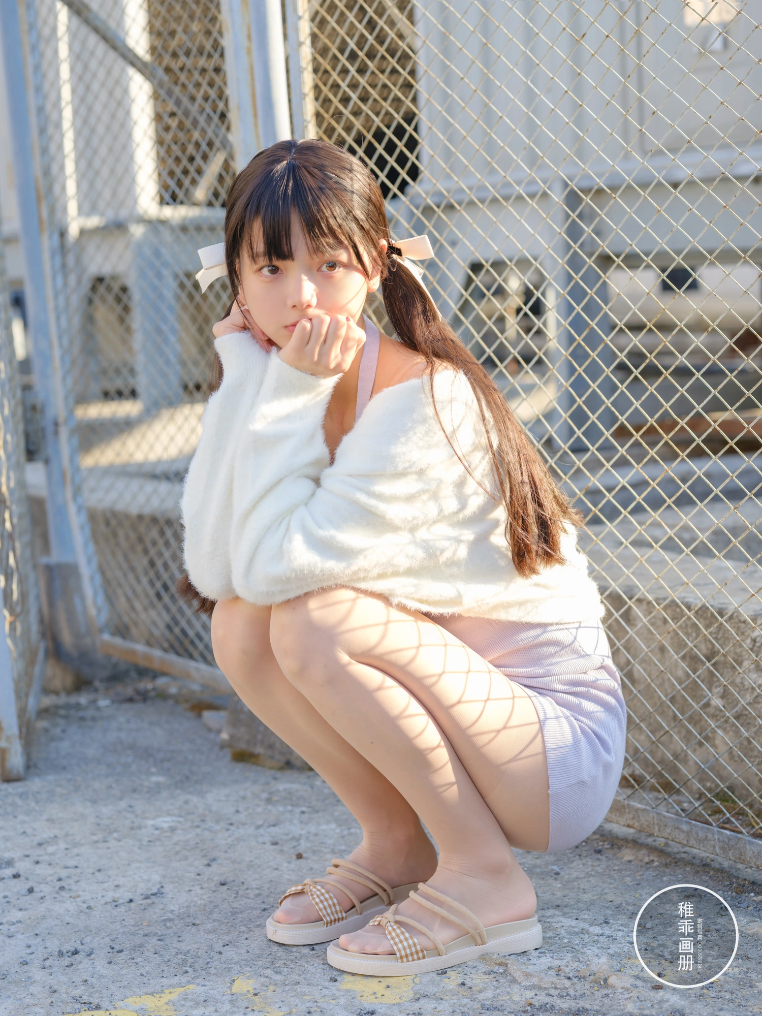 cos_柴系小乖(稚乖画册)_NO.015-夜夜-天台停车场肉丝-Lolita-029