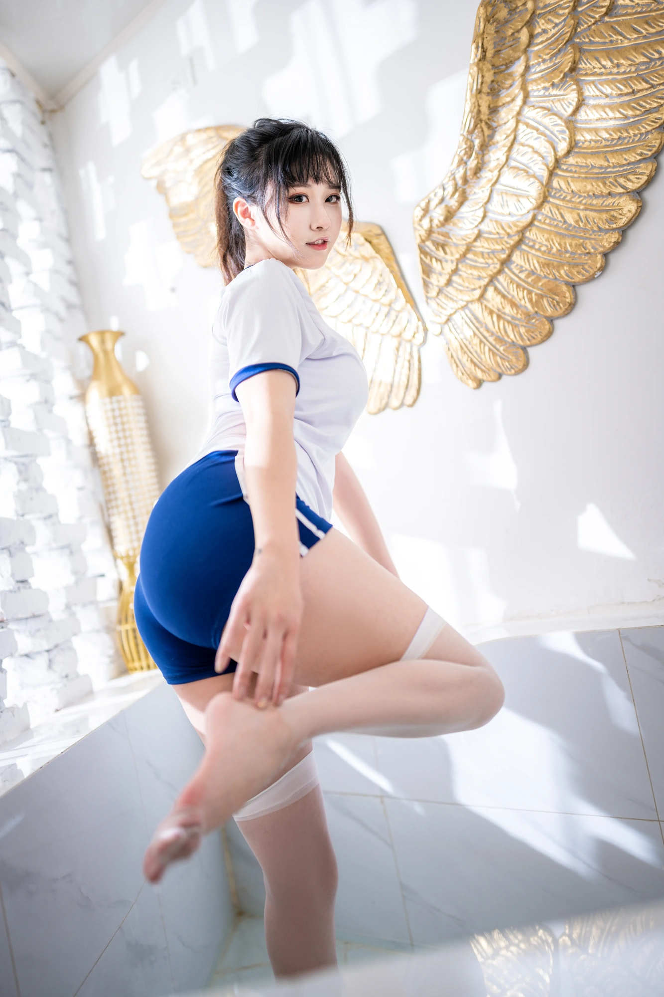 cos_奇行家狗崽_NO.006-浴场的体操服-IMG_00048