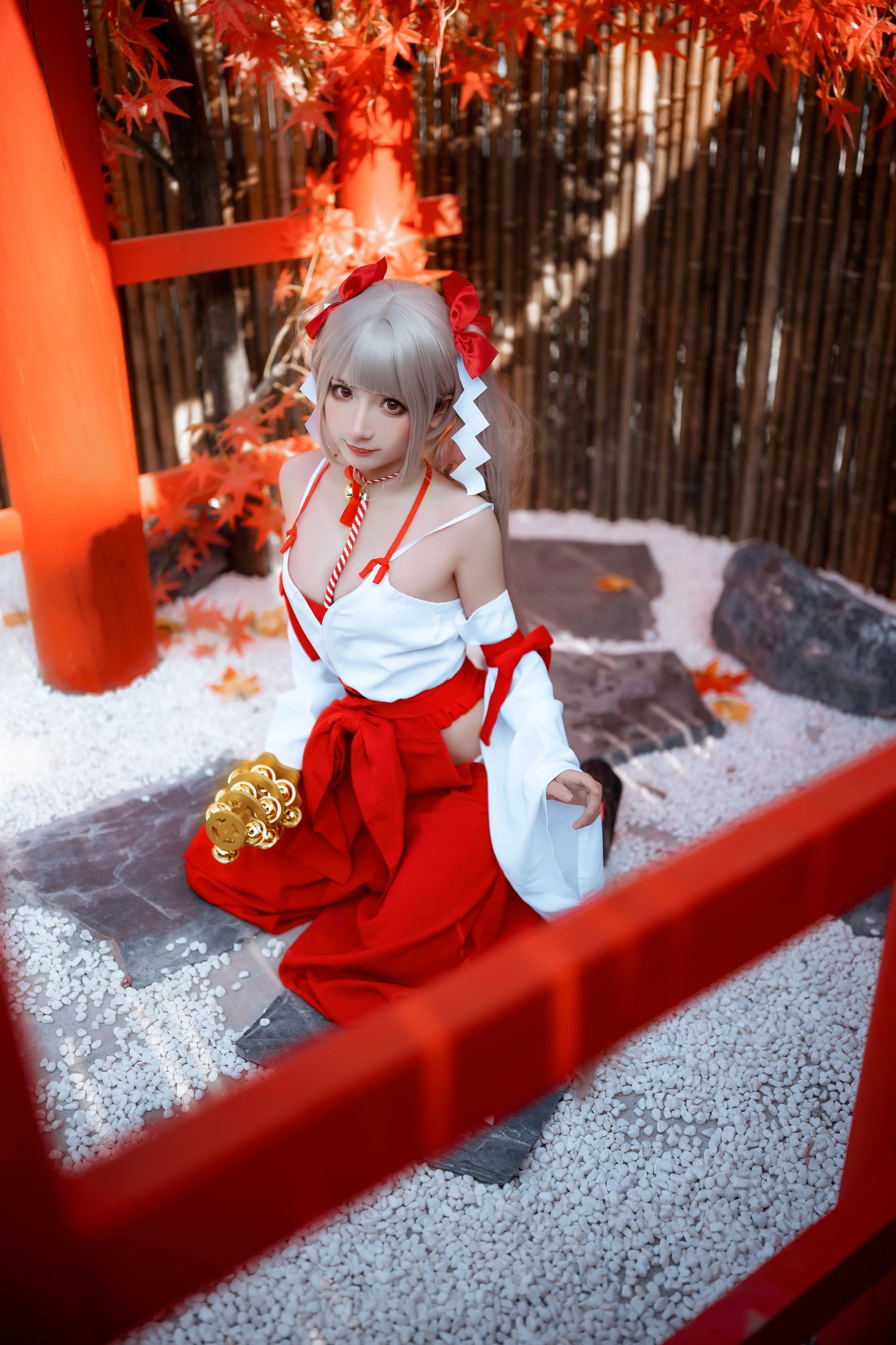 cos_是三不是世w_NO.047-碧蓝航线-可畏巫女-017