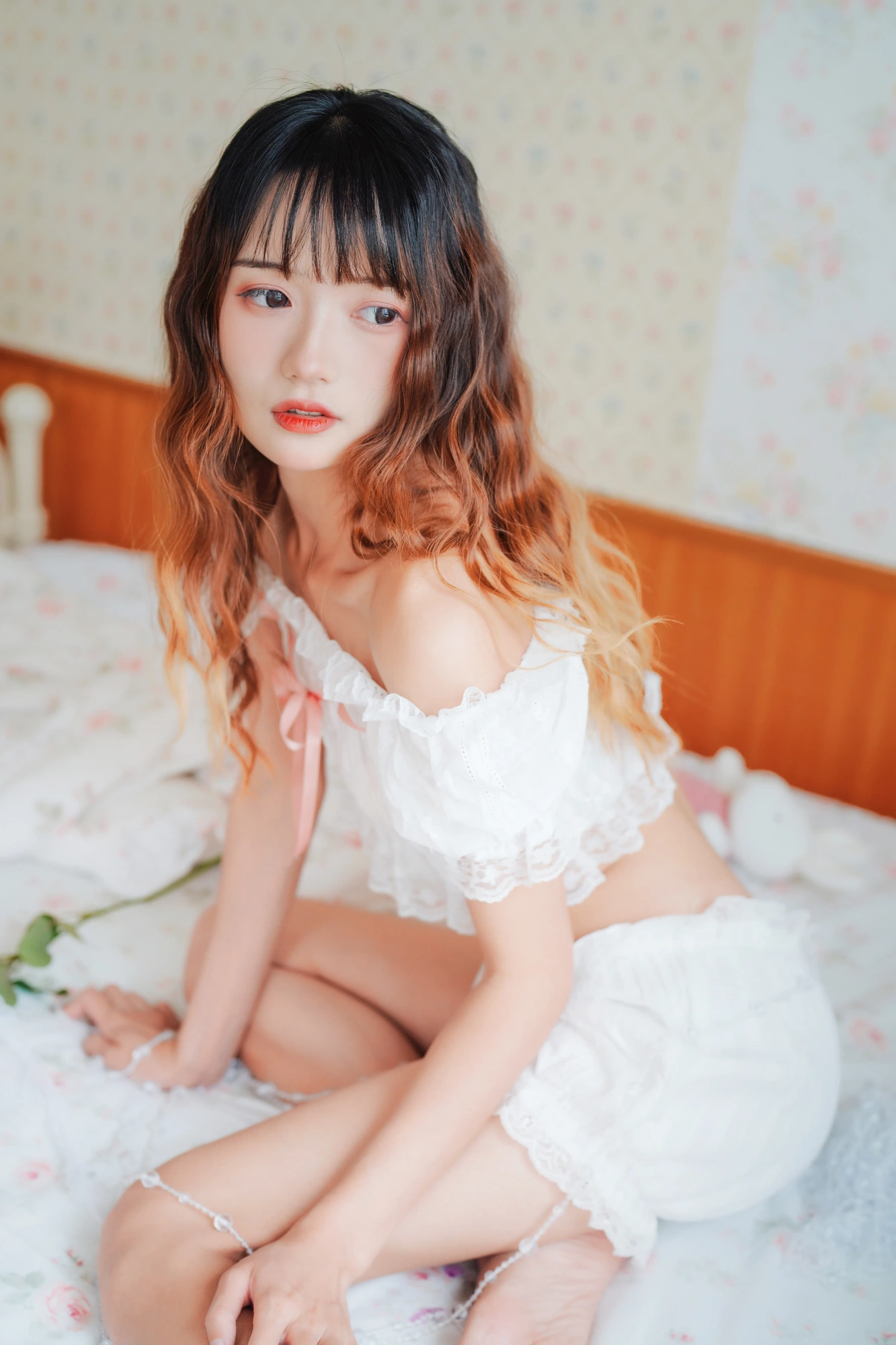 兔子Zzz不吃胡萝卜 – 全套写真合集 [161期/40G]-是鸭梨吖-网红COS-原图合集-是鸭梨吖 | 网红COS写真合集