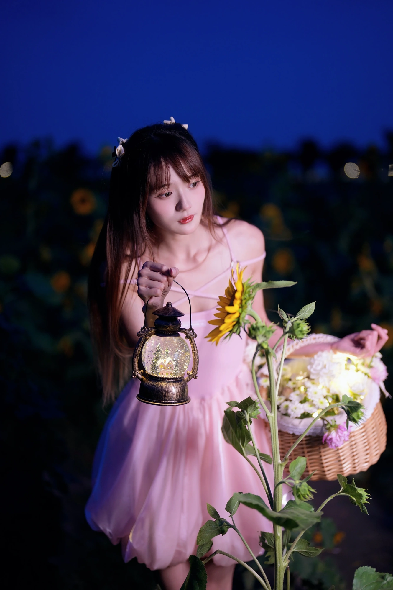 cos_兔子Zzz不吃胡萝卜_NO.154-蓝调向日葵少女-21