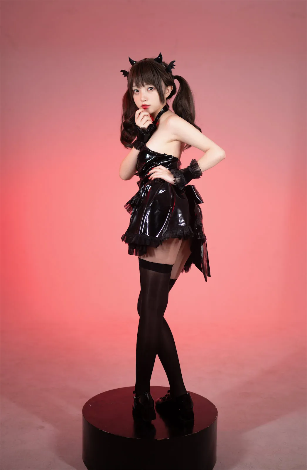 花铃 – 全套写真合集 [71期/26.7G]-是鸭梨吖-网红COS-原图合集-是鸭梨吖 | 网红COS写真合集