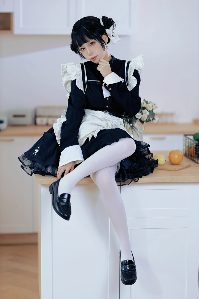 cos_洛桑w伊梓_NO.011-女仆日记Ⅲ-[28P-321.9M]_014