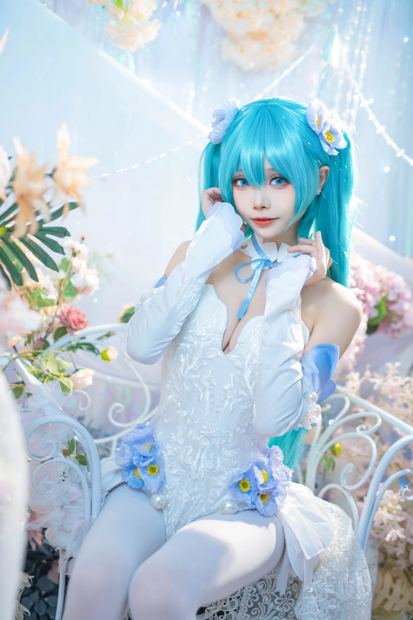 cos_艾西Aiwest_NO.011-初音-粉蝶花-[44P-159.9M]_c-(15)